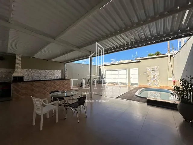 Casa com 258m² 3 quartos e 2 banheiros, à venda, no bairro Terras de Santa Bárbara em Santa Bárbara D'Oeste