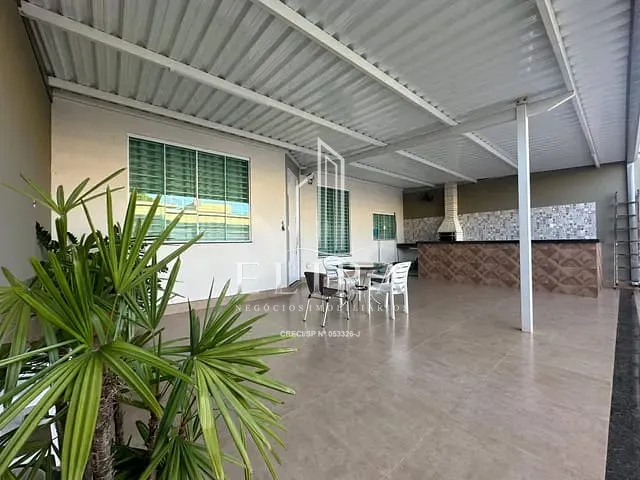 Casa com 258m² 3 quartos e 2 banheiros, à venda, no bairro Terras de Santa Bárbara em Santa Bárbara D'Oeste