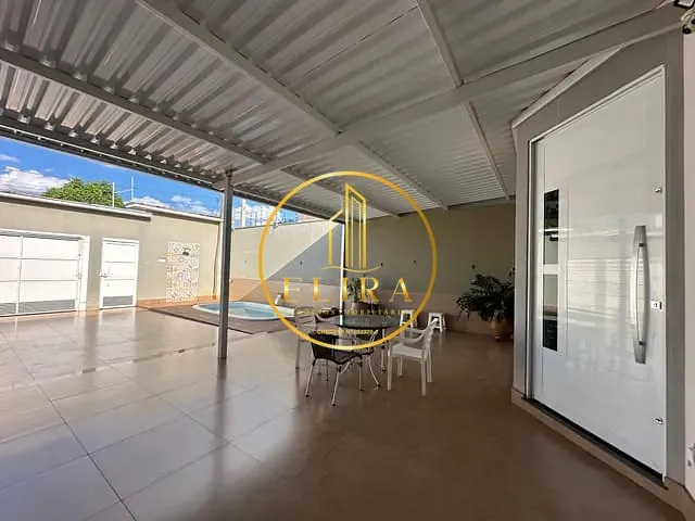 Casa com 258m² 3 quartos e 2 banheiros, à venda, no bairro Terras de Santa Bárbara em Santa Bárbara D'Oeste