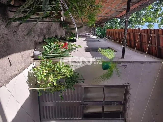 Casa 3 quartos e 1 banheiro, à venda, no bairro Triângulo em Camaçari