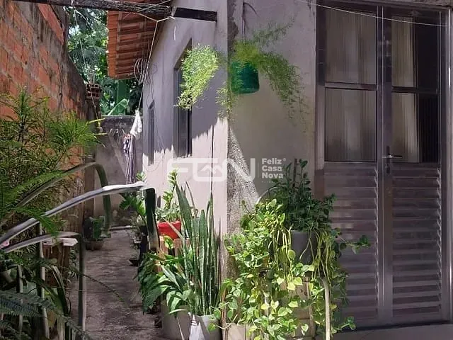 Casa 3 quartos e 1 banheiro, à venda, no bairro Triângulo em Camaçari