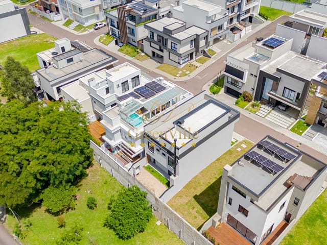 Casa com 223m² 3 quartos e 5 banheiros, à venda, no bairro Bairro Alto em Curitiba