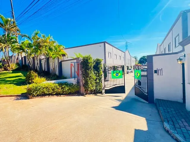 Casa 2 quartos e 3 banheiros, para alugar, no bairro Jardim Estância Brasil em Atibaia
