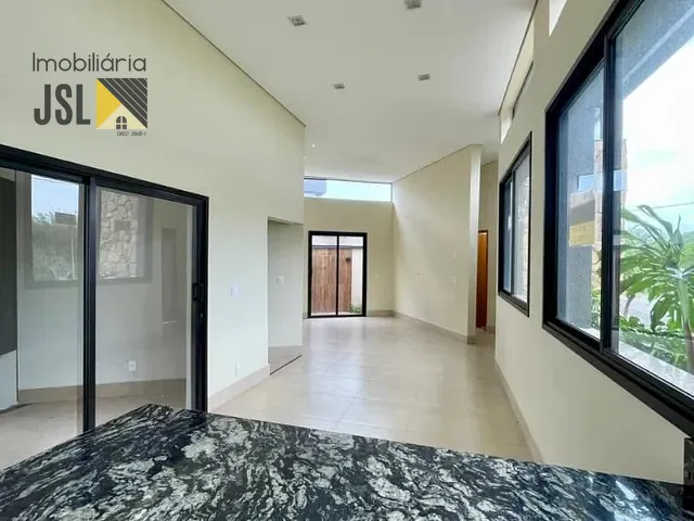 Casa com 455m² 4 quartos e 4 banheiros, à venda, no bairro Condomínio Terras do Vale em Caçapava