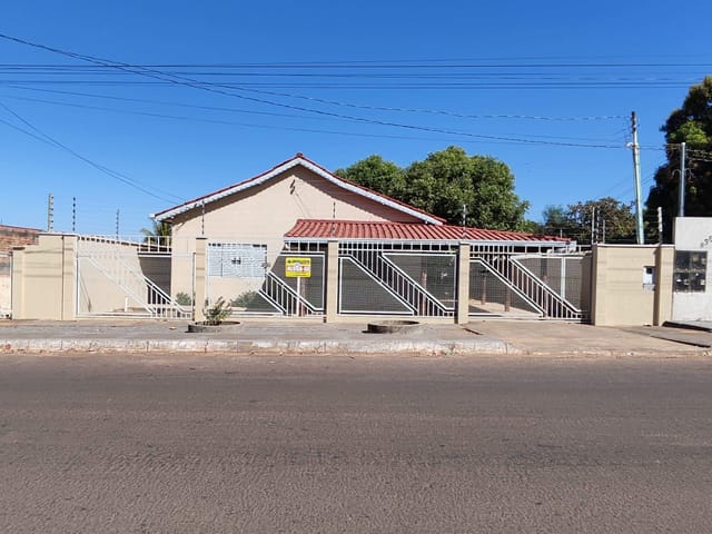Foto do Casa - Aluga-se Ref:(202) | Imobiliária Modelo