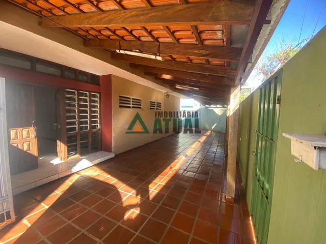 Casa com 227m² 3 quartos e 1 banheiro, à venda, no bairro VILA FILIPIN em Londrina