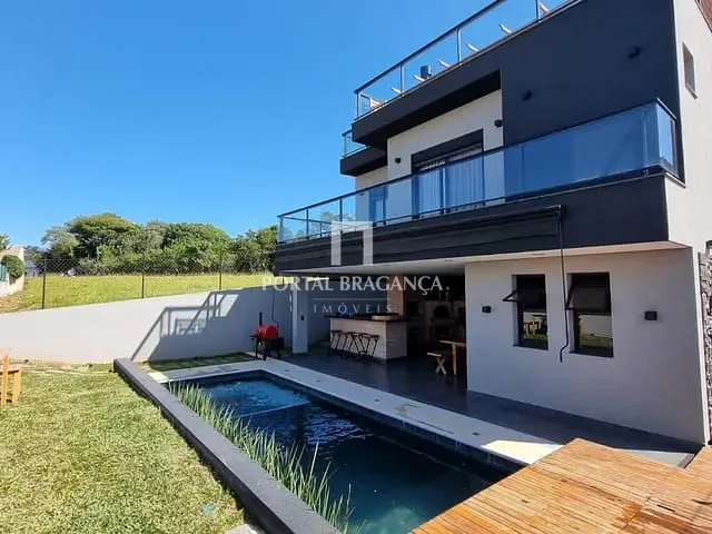 Casa com 455m² 3 quartos e 5 banheiros, à venda, no bairro Condomínio Residencial Campos do Conde em Bragança Paulista