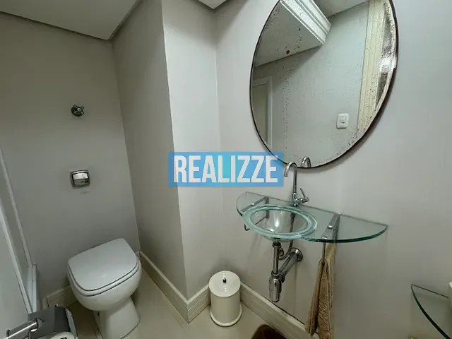 Casa com 513m² 4 quartos e 3 banheiros, à venda, no bairro lot. Girardi em Marau