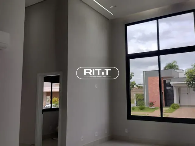 Casa com 300m² 3 quartos e 2 banheiros, à venda, no bairro Parque Brasil 500 em Paulínia