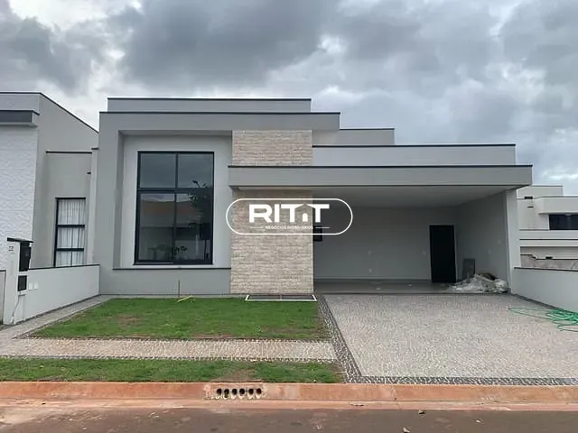 Casa com 300m² 3 quartos e 2 banheiros, à venda, no bairro Parque Brasil 500 em Paulínia