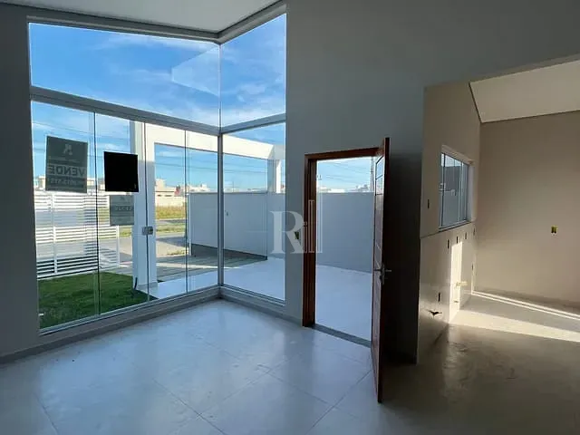Casa 3 quartos e 2 banheiros, à venda, no bairro mata atlantica em Tijucas