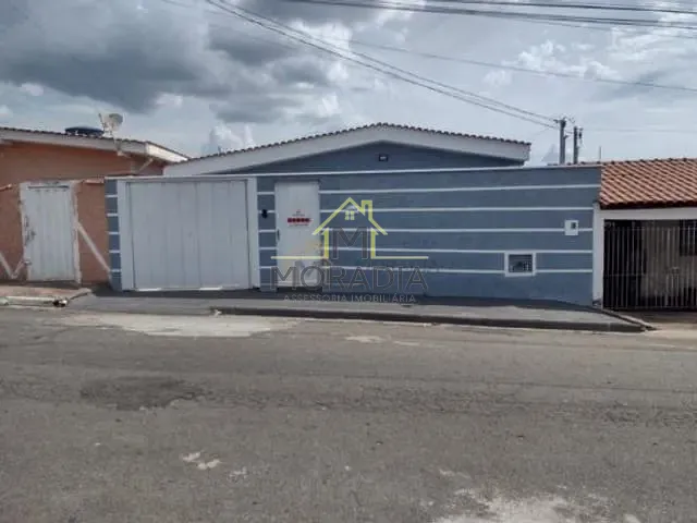 Casa com 200m² 2 quartos e 1 banheiro, à venda, no bairro Parque dos Municipios I em Guaxupé