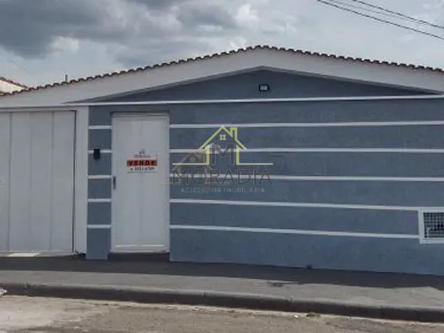 Casa com 200m² 2 quartos e 1 banheiro, à venda, no bairro Parque dos Municipios I em Guaxupé