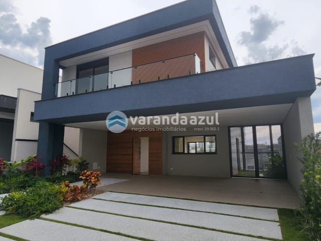 Casa 3 quartos e 5 banheiros, à venda, no bairro Cézar de Souza em Mogi das Cruzes