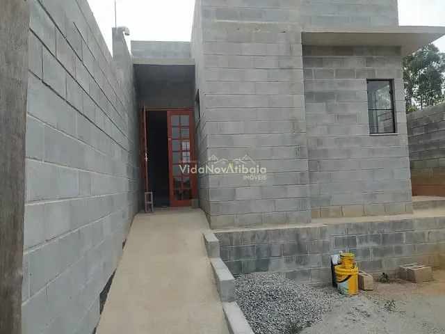 Casa com 175m² 1 quarto e 2 banheiros, à venda, no bairro Loteamento Vale das Flores em Atibaia