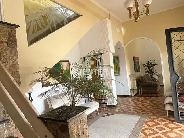 Casa com 1040m², à venda ou para alugar, no bairro Jardim Independência em Taubaté