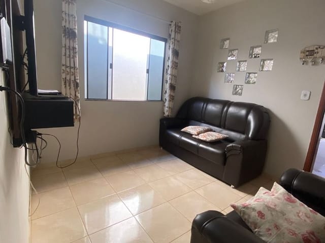 Casa à venda, no bairro Edith Lopes em Cambuí