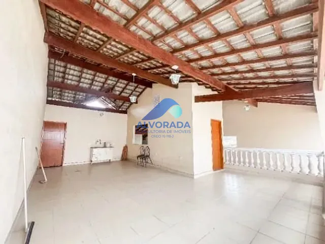 Casa 2 quartos e 3 banheiros, à venda, no bairro Jardim Torrão de Ouro em São José dos Campos