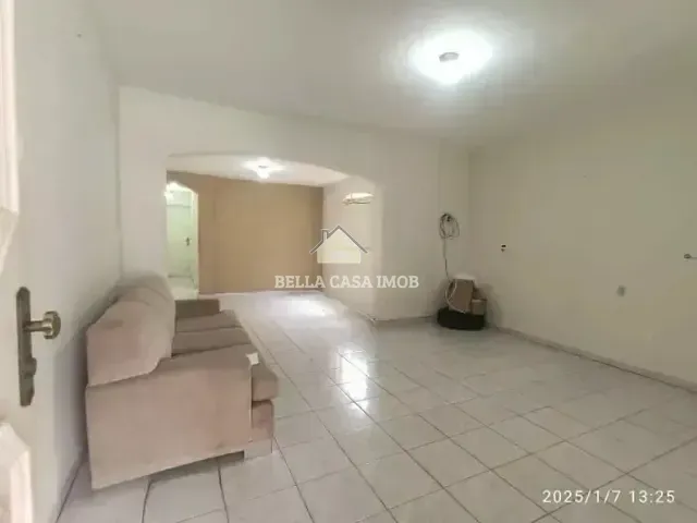 Casa com 218m² 3 quartos e 3 banheiros, à venda, no bairro Jardim Pacaembu em Sorocaba