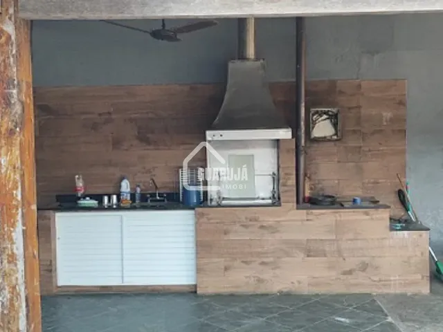 Casa com 300m² 3 quartos e 3 banheiros, à venda, no bairro Jardim Virgínia em Guarujá