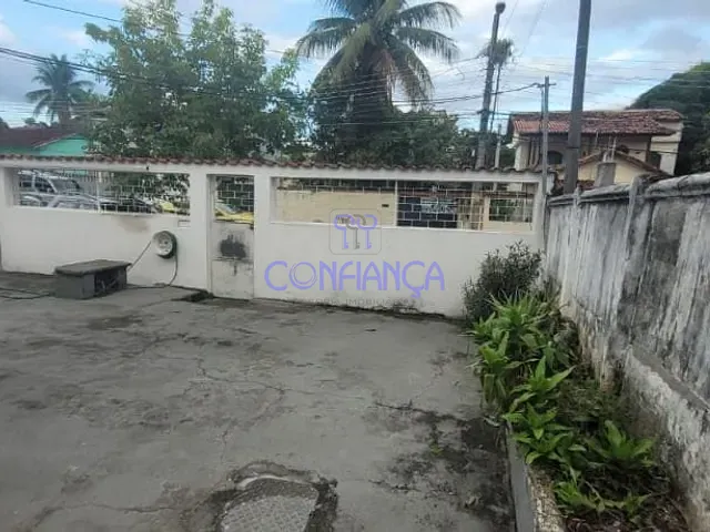 Casa com 360m² 3 quartos e 1 banheiro, à venda, no bairro Campo Grande em Rio de Janeiro