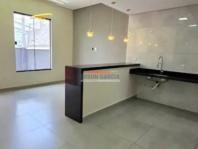 Casa 3 quartos e 2 banheiros, à venda, no bairro Vila Barão em Sorocaba