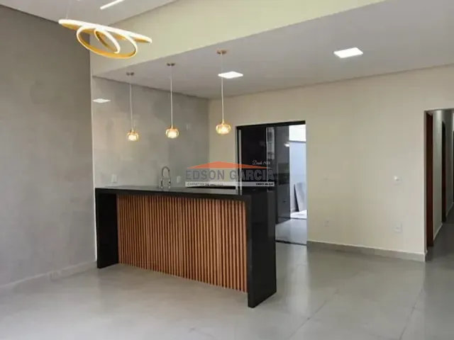 Casa 3 quartos e 2 banheiros, à venda, no bairro Vila Barão em Sorocaba