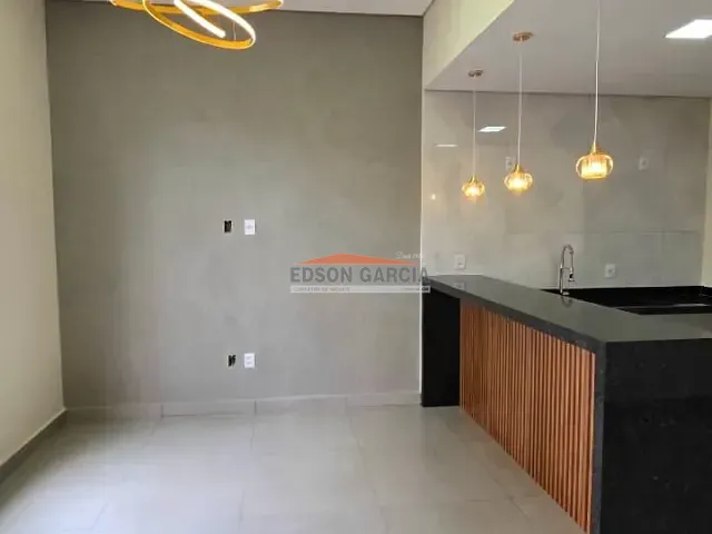 Casa 3 quartos e 2 banheiros, à venda, no bairro Vila Barão em Sorocaba