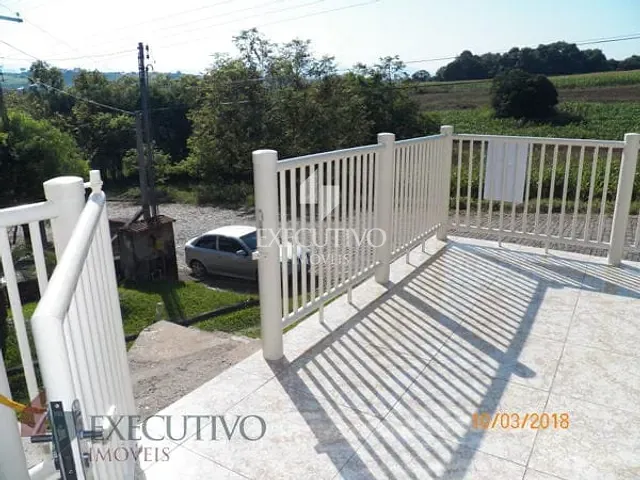 Casa com 470m² 4 quartos e 2 banheiros, à venda, no bairro Medianeira em Arroio do Meio