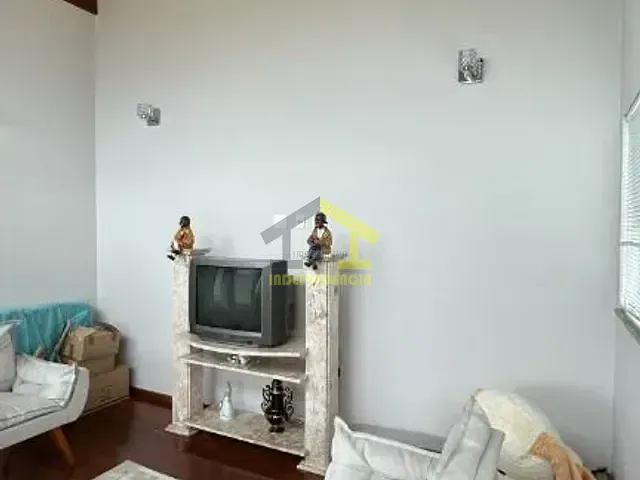 Casa com 525m² 3 quartos e 3 banheiros, à venda, no bairro Zona Rural em Itatiba