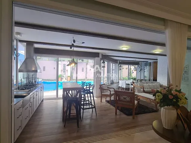 Casa com 1103m² 4 quartos e 7 banheiros, para alugar, no bairro Jardins Paris em Goiânia