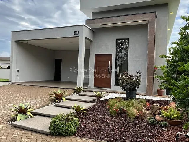 Casa com 360m² 3 quartos e 2 banheiros, à venda, no bairro Condomínio Flor D'Aldeia em Holambra