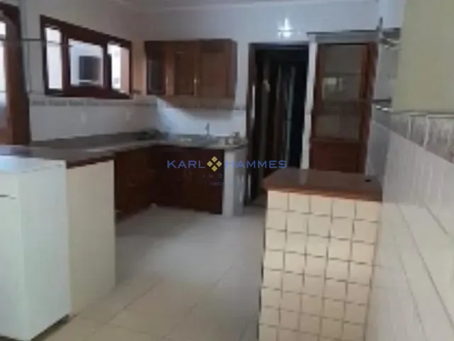 Casa 5 quartos e 5 banheiros, à venda, no bairro Cascatinha em Petrópolis
