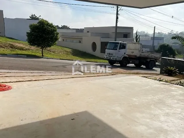 Casa com 250m² 3 quartos e 2 banheiros, à venda, no bairro Jacaré em Cabreúva