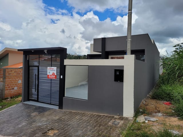 Foto do Casa - ALUGUE SEM FIADOR ESSA LINDA CASA COM SUÍTE RECÉM CONSTRUÍDA NO JARDIM PRIMAVERA | J. Mareze Imóveis Ltda
