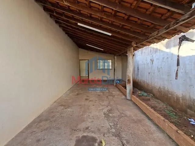 Casa com 200m² 2 quartos e 1 banheiro, à venda, no bairro Doutor Joaquim De Paula Ribeiro em Ituverava