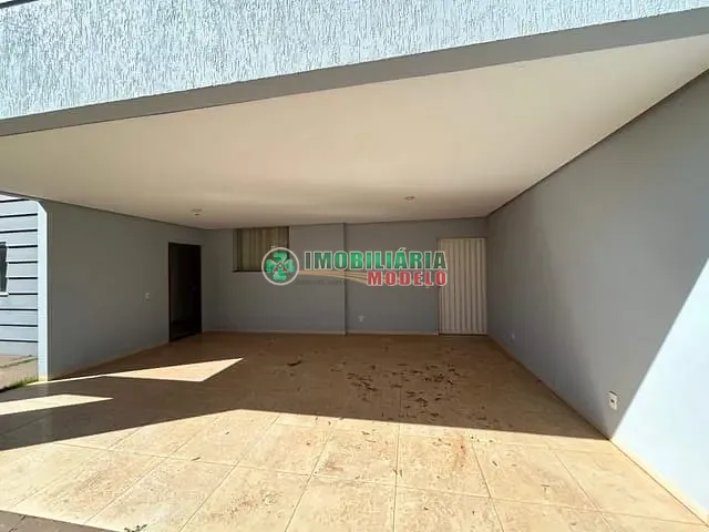 Casa 3 quartos e 1 banheiro, para alugar, no bairro Jardim Panorama em Canarana