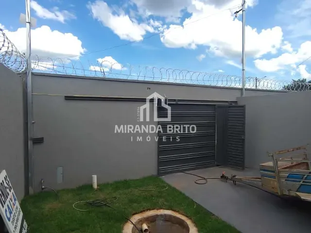 Casa 2 quartos e 1 banheiro, à venda, no bairro Jardim Iracema em Aparecida de Goiânia