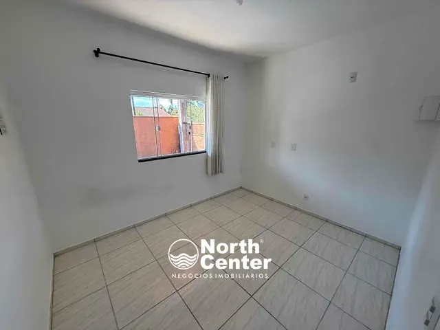 Casa 2 quartos e 1 banheiro, para alugar, no bairro Costeira em Balneário Barra do Sul