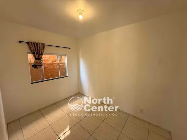 Casa 2 quartos e 1 banheiro, para alugar, no bairro Costeira em Balneário Barra do Sul