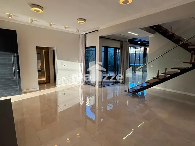 Casa com 300m² 2 quartos e 4 banheiros, à venda ou para alugar, no bairro Tucura em Mogi Mirim
