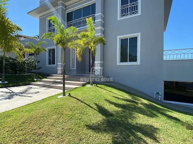 Casa com 570m² 4 quartos e 6 banheiros, à venda, no bairro Ribeirão do Lipa em Cuiabá