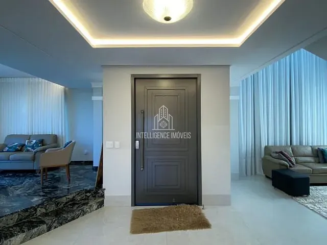 Casa com 570m² 4 quartos e 6 banheiros, à venda, no bairro Ribeirão do Lipa em Cuiabá