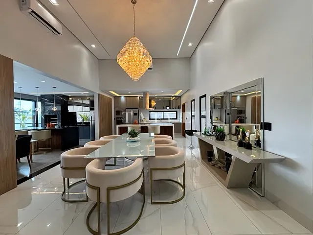 Casa com 501m² 4 quartos e 6 banheiros, à venda, no bairro Recanto do Salto em Londrina