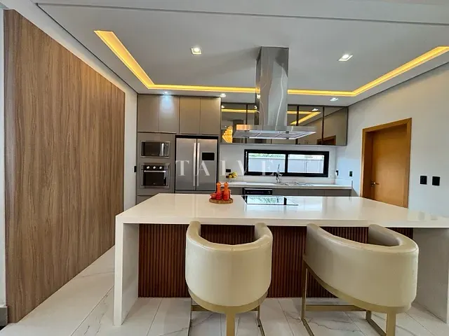 Casa com 501m² 4 quartos e 6 banheiros, à venda, no bairro Recanto do Salto em Londrina
