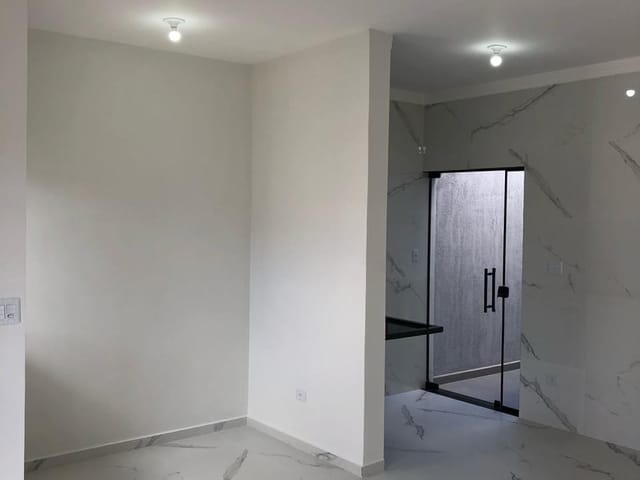 Casa 3 quartos e 2 banheiros, à venda, no bairro Parque São Luís em Taubaté