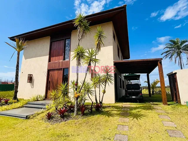 Casa com 140m² 3 quartos e 2 banheiros, à venda, no bairro Praia do Rsende em Itacaré