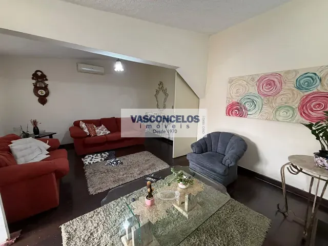 Casa com 250m² 3 quartos e 1 banheiro, à venda ou para alugar, no bairro Vila Betânia em São José dos Campos
