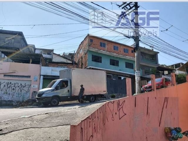 Casa à venda, no bairro Jardim Luso em São Paulo