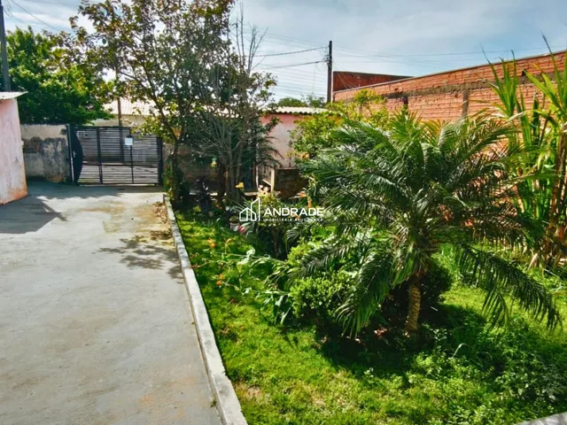Casa com 228m² 2 quartos e 1 banheiro, à venda, no bairro Residencial Parque da Raposa em Apucarana